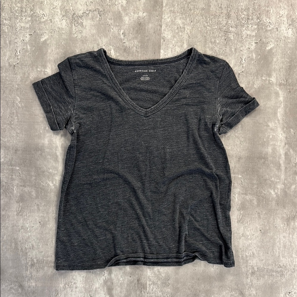 American Eagle Outfitters Gray Short Sleeve T-Shirt